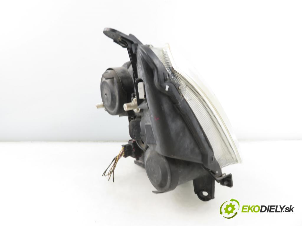 OPEL MERIVA A nadwozie wielkoprzestrzenne (MPV) (X03) HB 2004 74,00 1.6 16V - Z 16 XE 1598,00 světlo PP 93321053