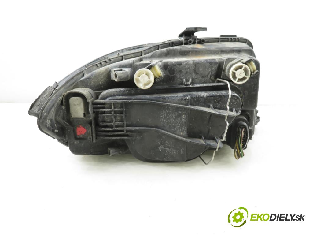 AUDI A2 (8Z0) HB 2002 55,00 1.4 - BBY 1390,00 světlo LP 8Z0941003H