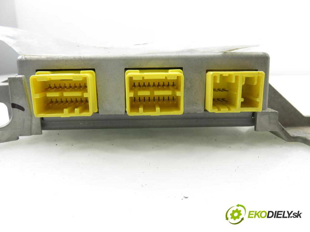 HONDA CIVIC VII Hatchback (EU, EP, EV) HB 2003 55,00 1.4 i - D14Z6 1396,00 MODUL air BAG 77960S6AG940M2 ; 5WK43197