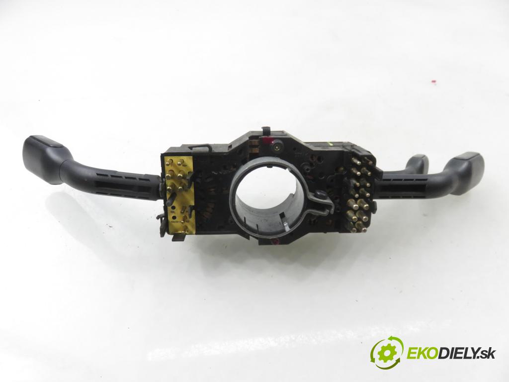 AUDI A4 (8D2, B5) SEDAN 1996 74,00 1.6 8V 100 - ADP 1595,00 páčka/prepínač 4D0953513 ; 4D0953513A ; 4D0953513B