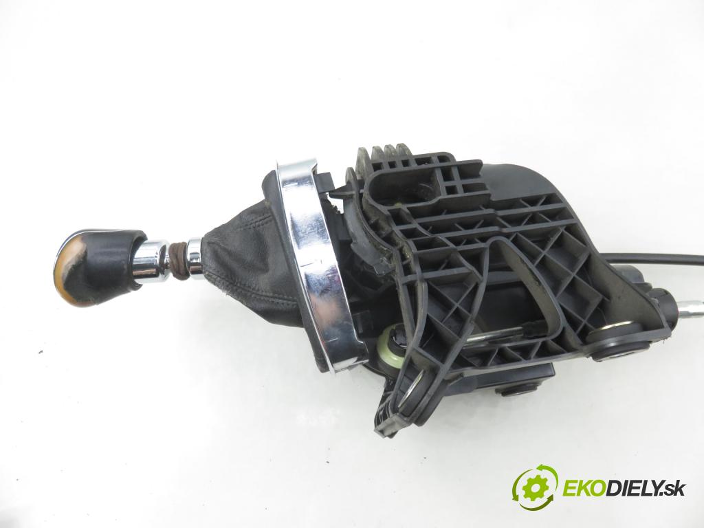 FORD S-MAX (WA6) MINIVAN 2008 92,00 1.8 TDCi - QYWA 1753,00 ZVEDÁK: