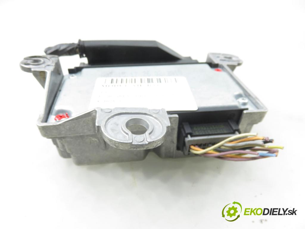 RENAULT CLIO III (BR0/1, CR0/1) HB 2010 63,00 1.5 dCi (BR17, CR17) - K9K 766 1461,00 MODUL air BAG 610796000 ; 8201043701