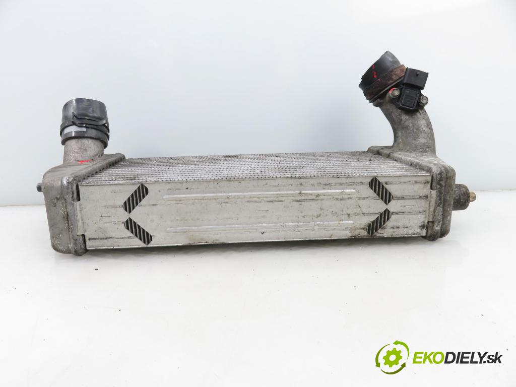 KIA CARNIVAL / GRAND CARNIVAL III (VQ) MINIVAN 2007 136,00 2.9 CRDi - J3 2902,00 chladič intercooler 281904X90X