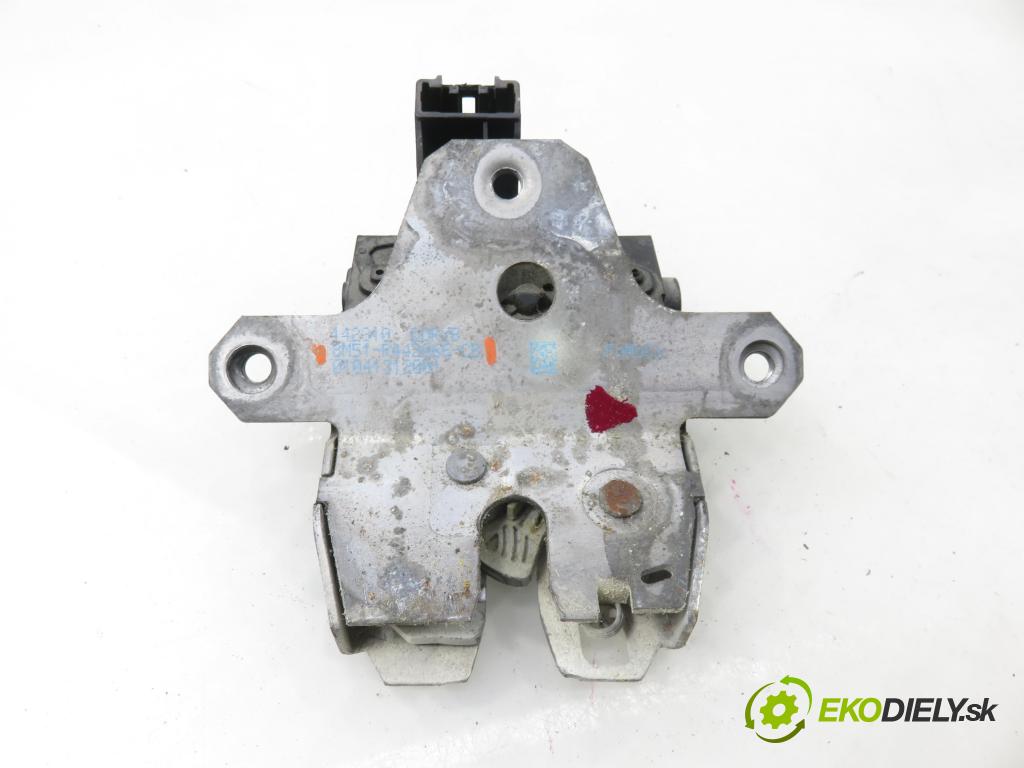 FORD S-MAX (WA6) MINIVAN 2008 92,00 1.8 TDCi 125 - QYWA 1753,00 zámok dveří kufr EL. 8M51R442A66CB