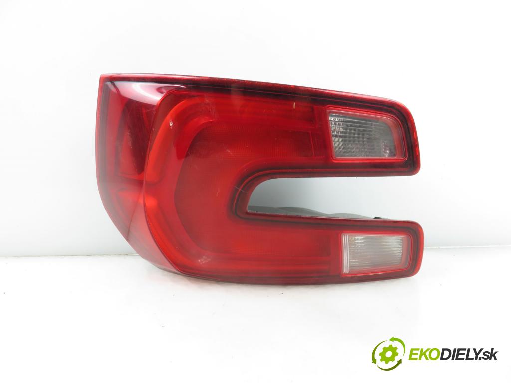 CITROEN C4 Grand Picasso II MINIVAN 2014 0,00 1.6 HDi / BlueHDi 115 - 9HC (DV6C) 1560,00 Svetlo pravé zadné 9676853880
