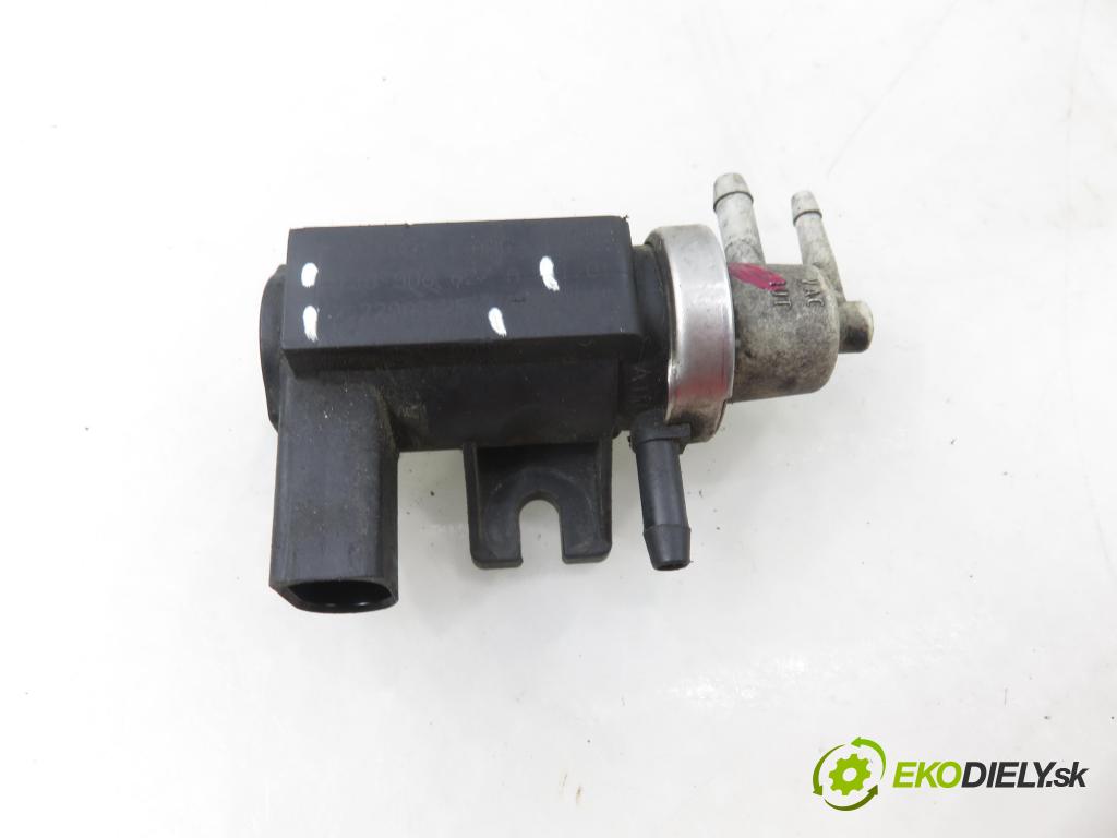 AUDI A4 Avant (8D5, B5) KOMBI 2001 85,00 1.9 TDI - AJM 1896,00 ELEKTROVENTIL: VAKUUM: 1J0906627A ; 72290325