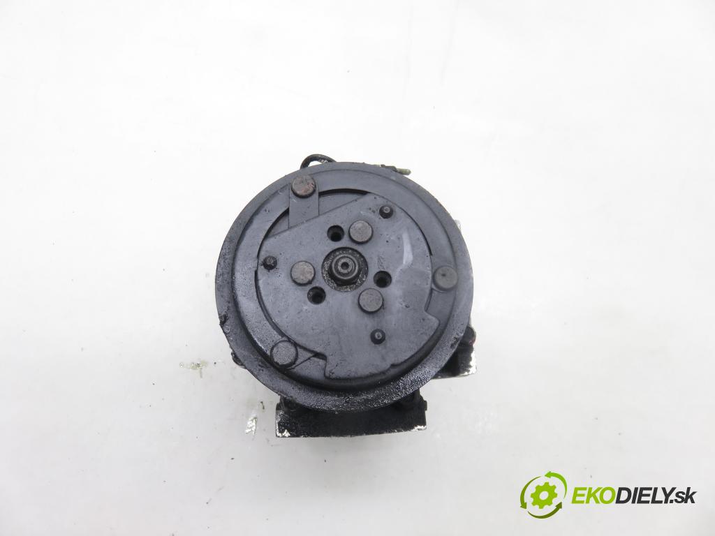 RENAULT KANGOO (KC0/1_) KOMBIVAN 1998 55,00 1.4 75 - E7J 780 1390,00 KOMPRESOR: klimatizácie 7700875357 ; 7700875357C (Kompresor klimatizácie)