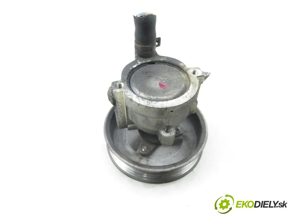 RENAULT LAGUNA II Grandtour (KG0/1_) KOMBI 2007 110,00 2.0 dCi 150 - M9R 740 1995,00 Pumpa servočerpadlo 26106122EC ; 8200319066 ; 8200709220 (Servočerpadlo)