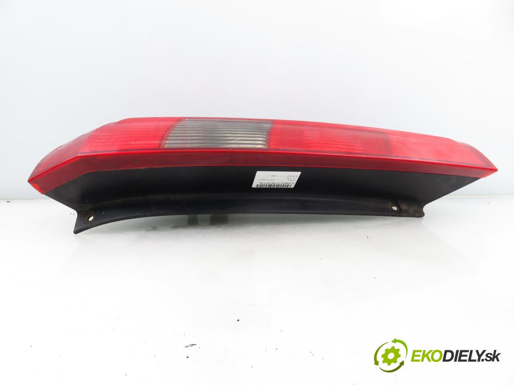 FORD FIESTA V (JH_, JD_) HB 2003 51,00 1.3 - A9JA 1299,00 světlo levé zadní 2S5113A603B