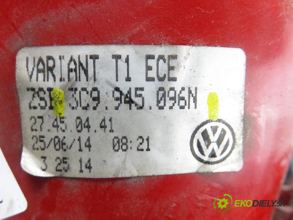 VW PASSAT B6 Variant (3C5) KOMBI 2007 103,00 2.0 TDI PD 8V 140 - BMP 1968,00 Svetlo pravé zadné 3C9945096N