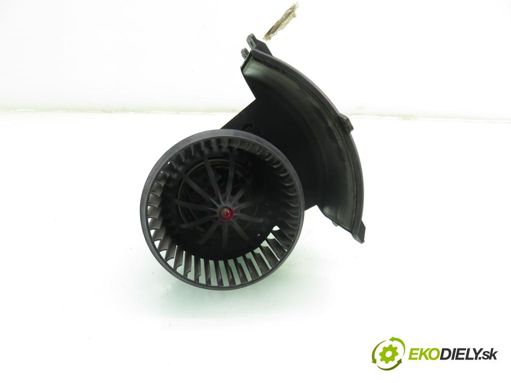 VW TRANSPORTER V Skrzynia (7HA, 7HH, 7EA, 7EH) FURGON 2003 77,00 1.9 TDI PD 105 - AXB 1896,00 ventilátor větráku 7E1819021A ; 17360060