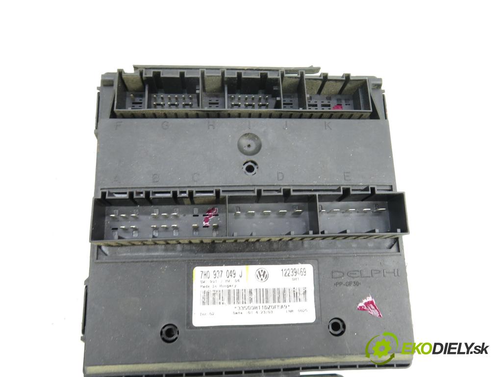 VW TRANSPORTER V Skrzynia (7HA, 7HH, 7EA, 7EH) FURGON 2003 77,00 1.9 TDI - AXB 1896,00 MODUL komfortu 7H0937049J
