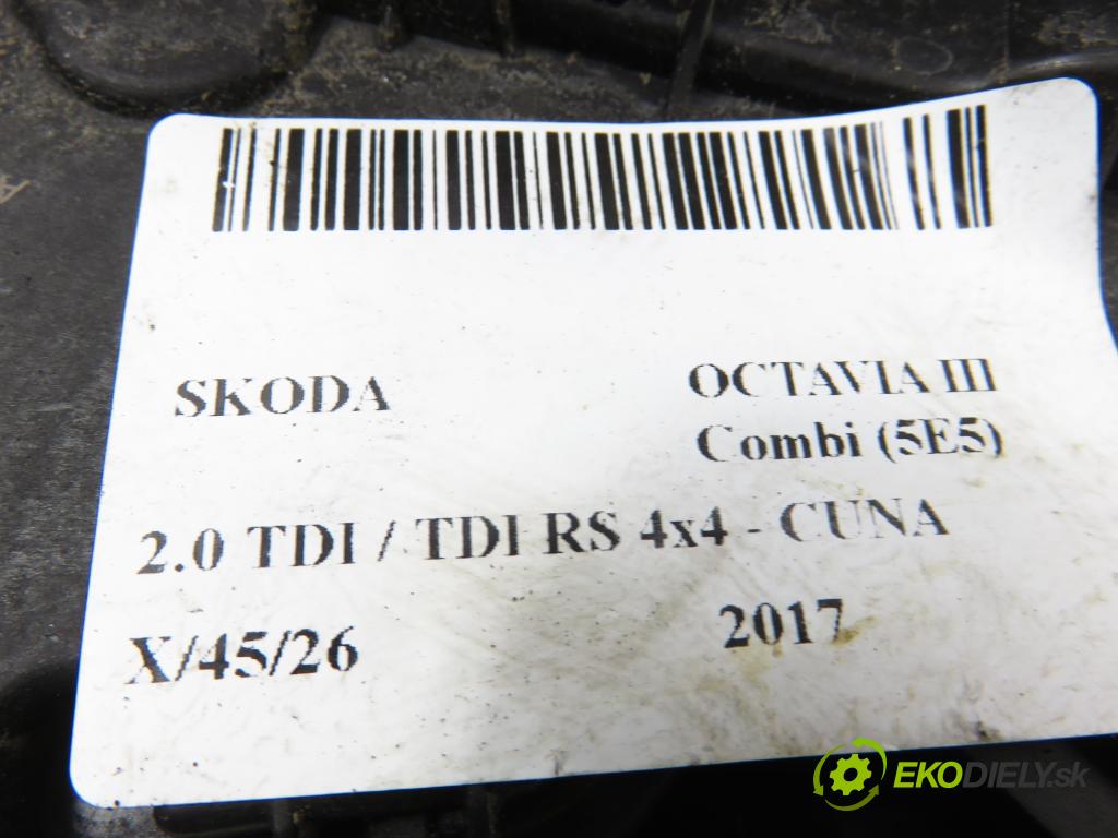 SKODA OCTAVIA III Combi (5E5) KOMBI 2017 135,00 2.0 TDI / TDI RS 4x4 - CUNA 1968,00 zámok 5TB837016