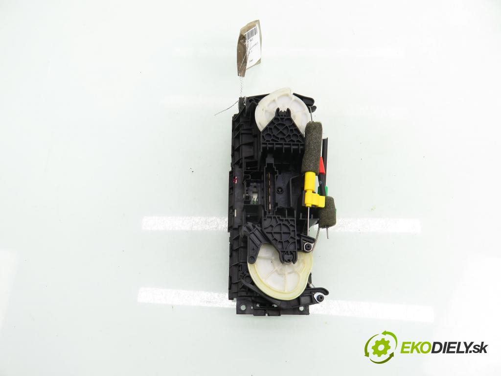 VW TRANSPORTER V Skrzynia (7HA, 7HH, 7EA, 7EH) FURGON 2003 77,00 1.9 TDI - AXB 1896,00 Panel topení 7H0819045A ; 7H0819045A9B9