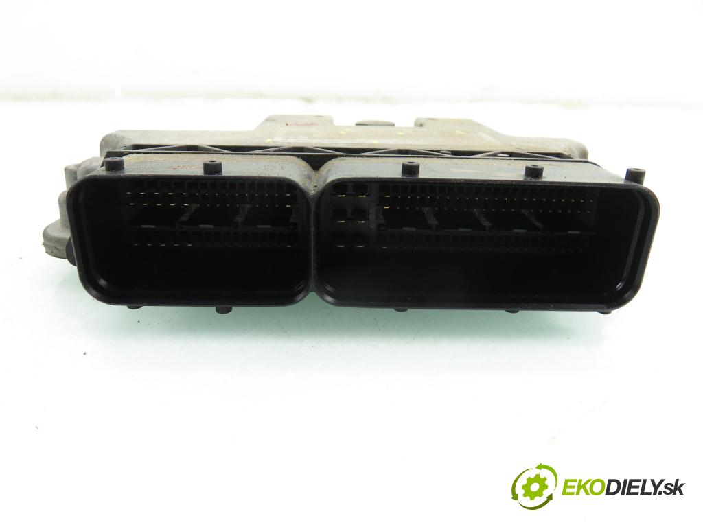 SEAT LEON (1P1) HB 2009 92,00 1.4 TSI - CAXC 1390,00 Riadiaca jednotka Motor 03C906022AQ ; 0261S04396 ; 03C906022B