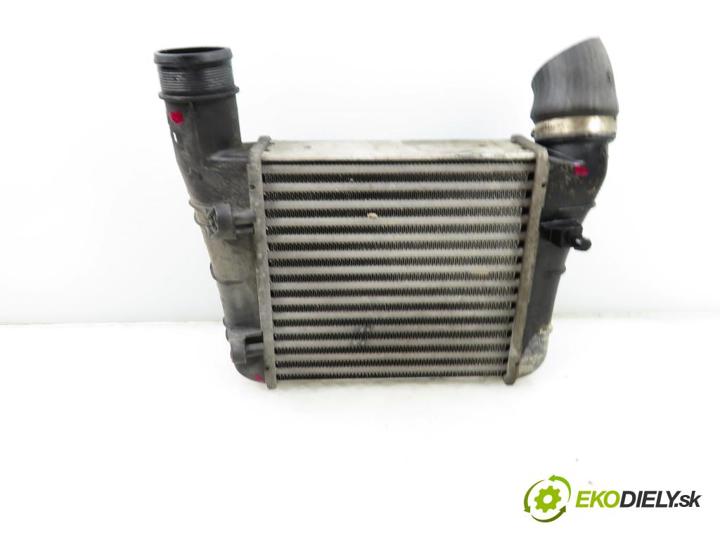 AUDI A4 Avant (8E5, B6) KOMBI 2004 96,00 1.9 TDI PD 130 - AVF 1896,00 chladič intercooler 8E0145805S