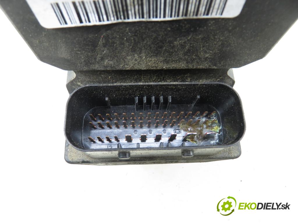 AUDI A4 Avant (8E5, B6) KOMBI 2004 96,00 1.9 TDI PD 130 - AVF 1896,00 pumpa ABS 0265950011 ; 8E0614517 ; 0265225048 (Pumpa ABS)