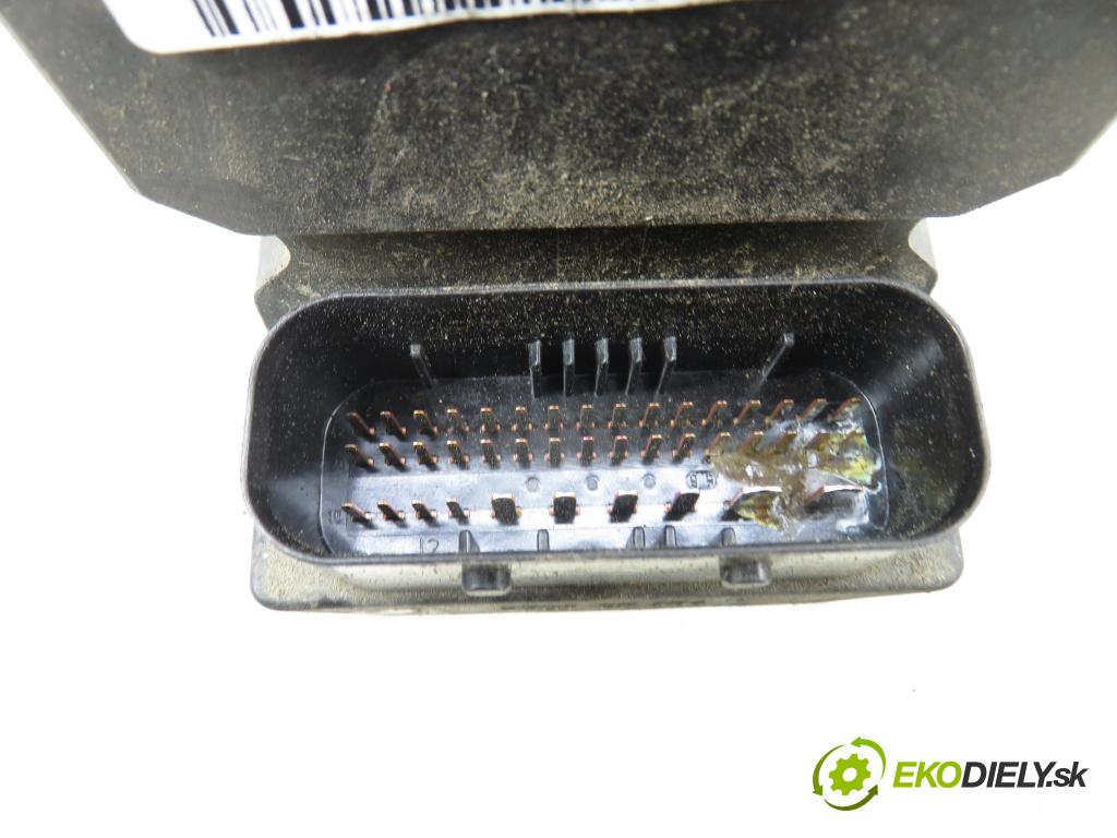 AUDI A4 Avant (8E5, B6) KOMBI 2004 96,00 1.9 TDI PD 130 - AVF 1896,00 pumpa ABS 0265950011 ; 8E0614517 ; 0265225048 (Pumpa ABS)