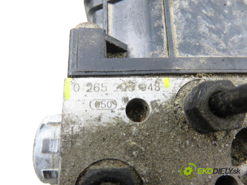 AUDI A4 Avant (8E5, B6) KOMBI 2004 96,00 1.9 TDI PD 130 - AVF 1896,00 pumpa ABS 0265950011 ; 8E0614517 ; 0265225048 (Pumpa ABS)