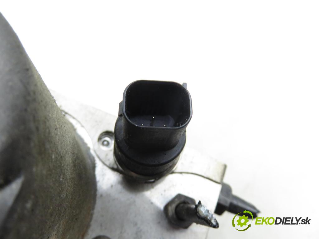 AUDI A4 Avant (8E5, B6) KOMBI 2004 96,00 1.9 TDI PD 130 - AVF 1896,00 pumpa ABS 0265950011 ; 8E0614517 ; 0265225048 (Pumpa ABS)