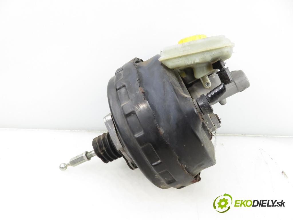 AUDI A4 Avant (8E5, B6) KOMBI 2004 96,00 1.9 TDI PD 130 - AVF 1896,00 Posilovač 8E0612105AB ; 03785945014 (Servočerpadlo)