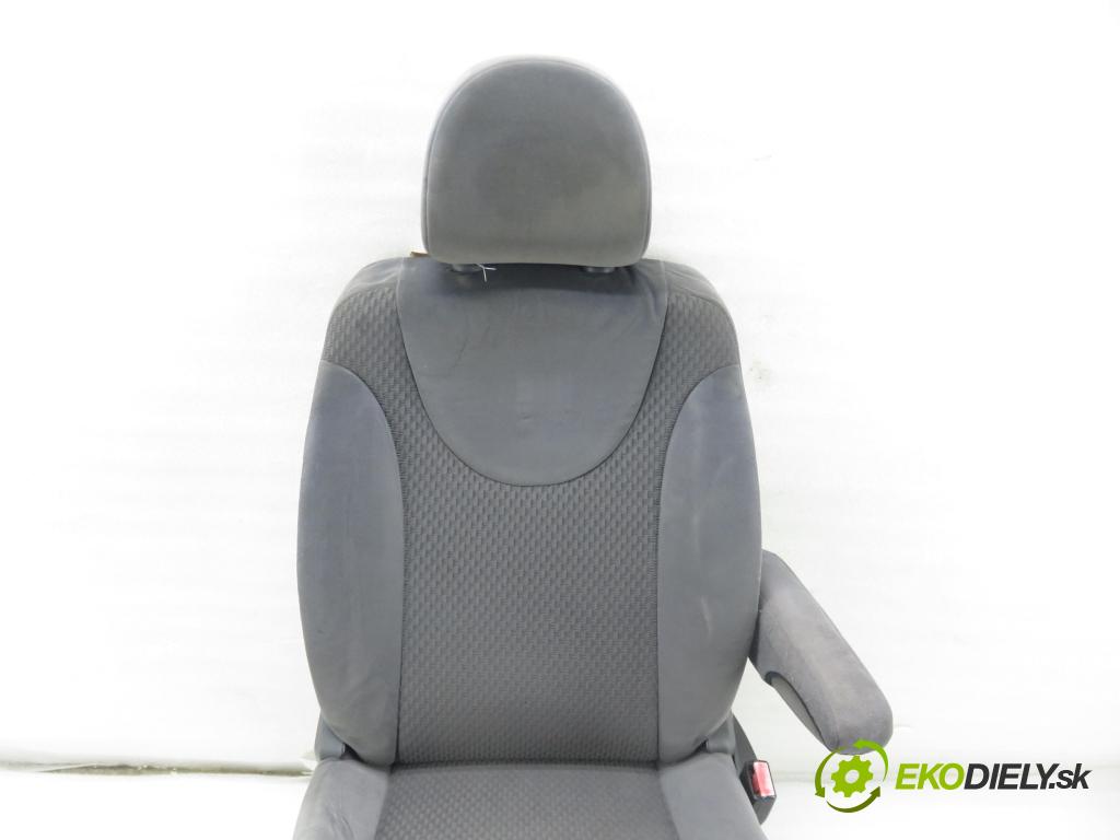 FIAT SCUDO (270_, 272_) BUS 2010 100,00 2.0 D Multijet - RHR 1997,00 Sedadlo CESTUJÚCI/PP 