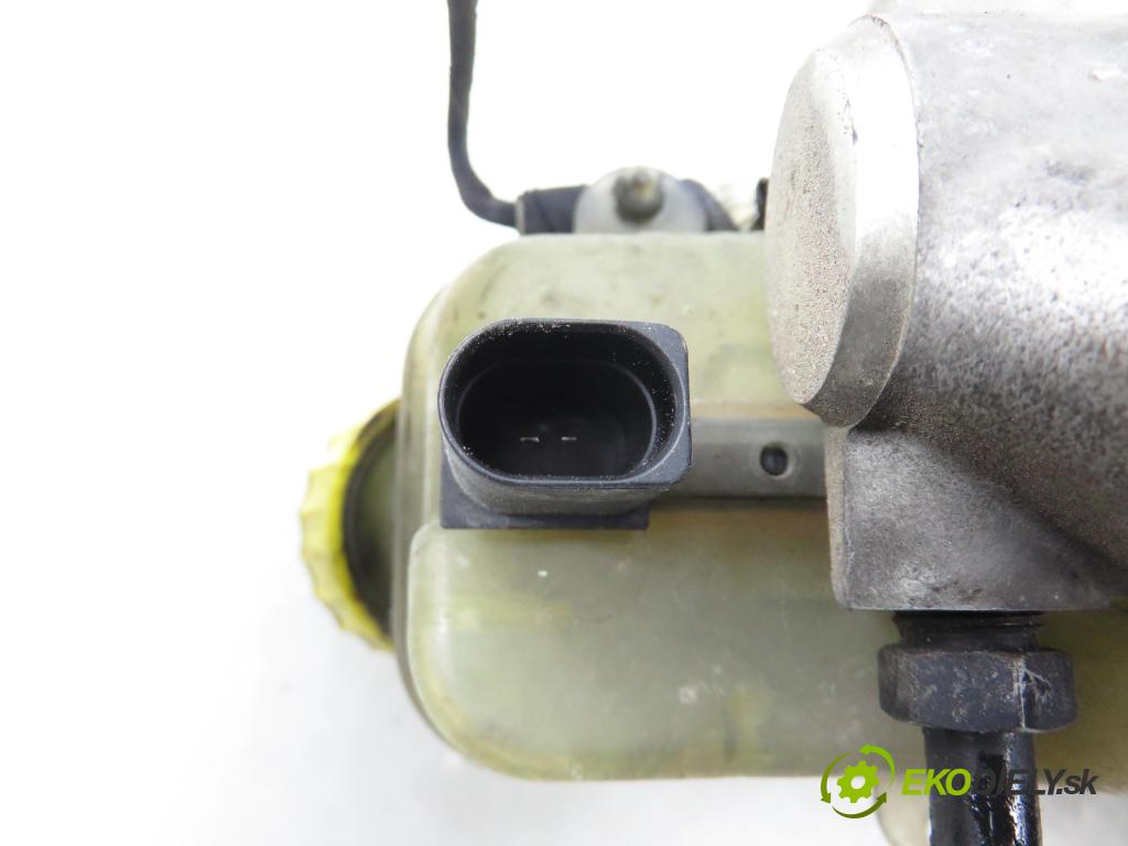 AUDI A2 (8Z0) HB 2002 55,00 1.4 - BBY 1390,00 posilovač 03785201024 ; 8Z1614105B (Servočerpadlo)