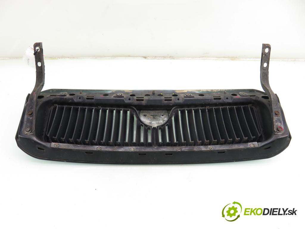 SKODA OCTAVIA I (1U2) LIFTBACK 2000 66,00 1.9 TDI - ALH 1896,00 mřížka / maska 1U0853651C