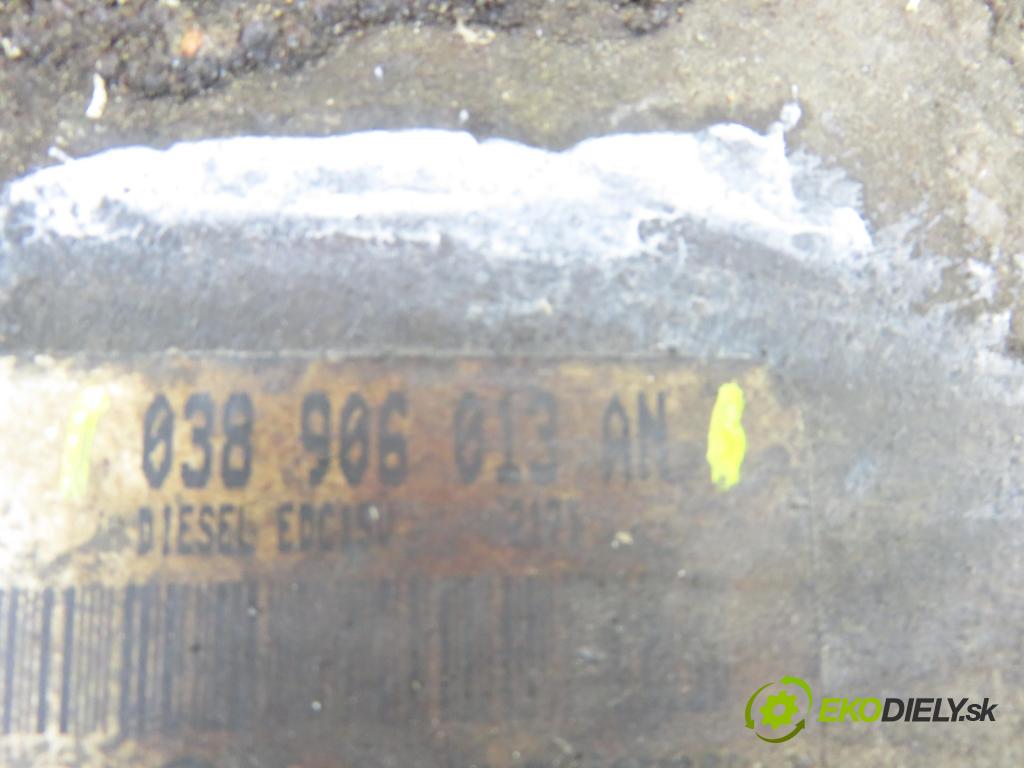 VW CADDY II Furgon (9K9A) FURGON 2001 47,00 1.9 SDI - AYQ 1896,00 Riadiaca jednotka Motor 038906013AN ; 0281010007