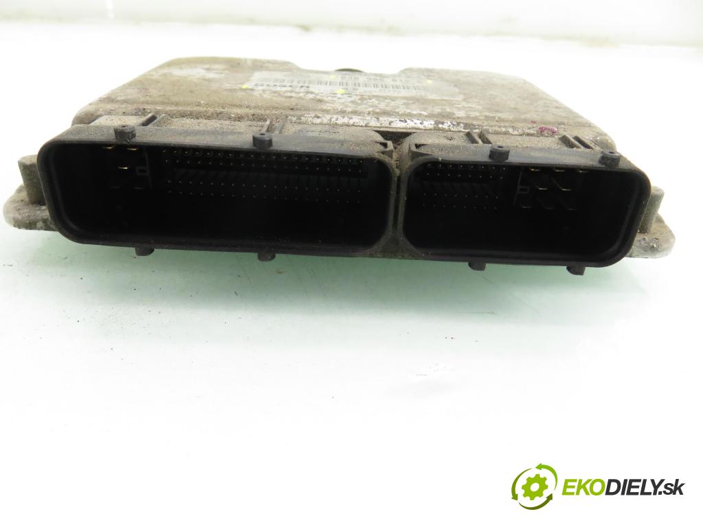 SKODA OCTAVIA I (1U2) LIFTBACK 2000 66,00 1.9 TDI - ALH 1896,00 Riadiaca jednotka Motor 038906012G ; 0281010128
