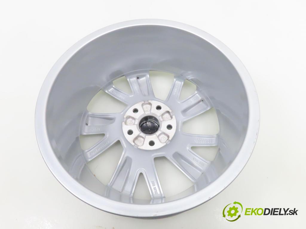 AUDI 0 disky / disk 81A601025C