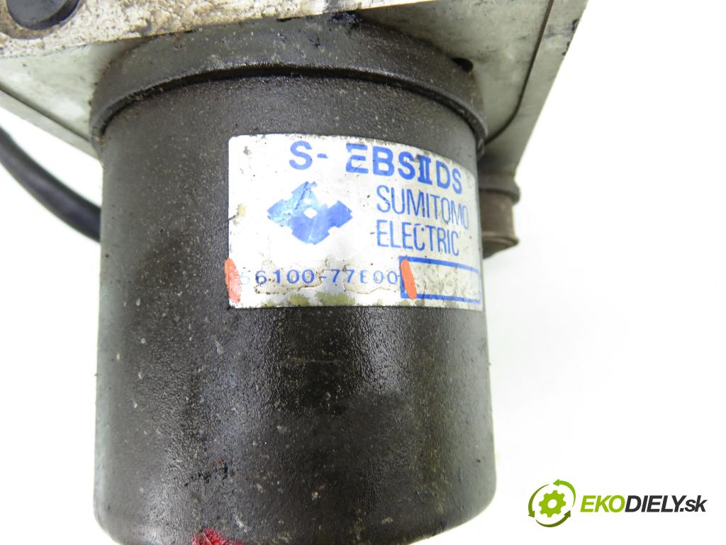 SUZUKI VITARA (ET, TA, TD) TERENOWY 1996 100,00 2.0 V6 24V Napęd na wszystkie koła (SV620) - H 20  1998,00 Pumpa ABS 5610077E00 (Pumpa ABS)