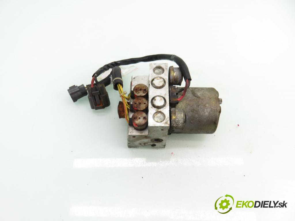 SUZUKI VITARA (ET, TA, TD) TERENOWY 1996 100,00 2.0 V6 24V Napęd na wszystkie koła (SV620) - H 20  1998,00 Pumpa ABS 5610077E00 (Pumpa ABS)