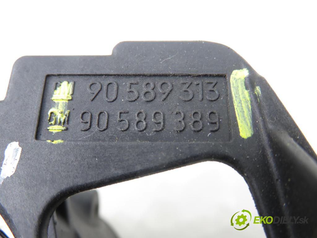 OPEL ASTRA G liftback (T98) HB 1999 74,00 1.6 16V - X 16 XEL 1598,00 spínačka 90589313 ; 5WK4763 ; 09131781 (Spínací skříňka)
