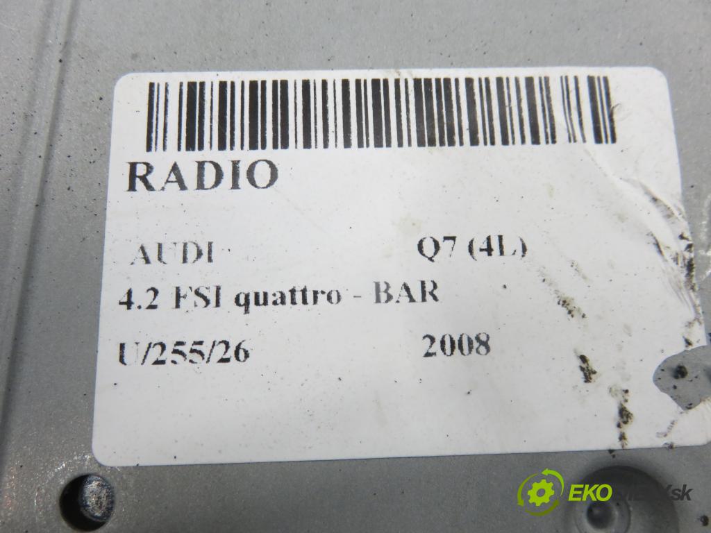 AUDI Q7 (4L) SUV 2008 257,00 4.2 FSI quattro - BAR 4163,00 TUNER RÁDIO: 4E0035541L ; 4E0910541L