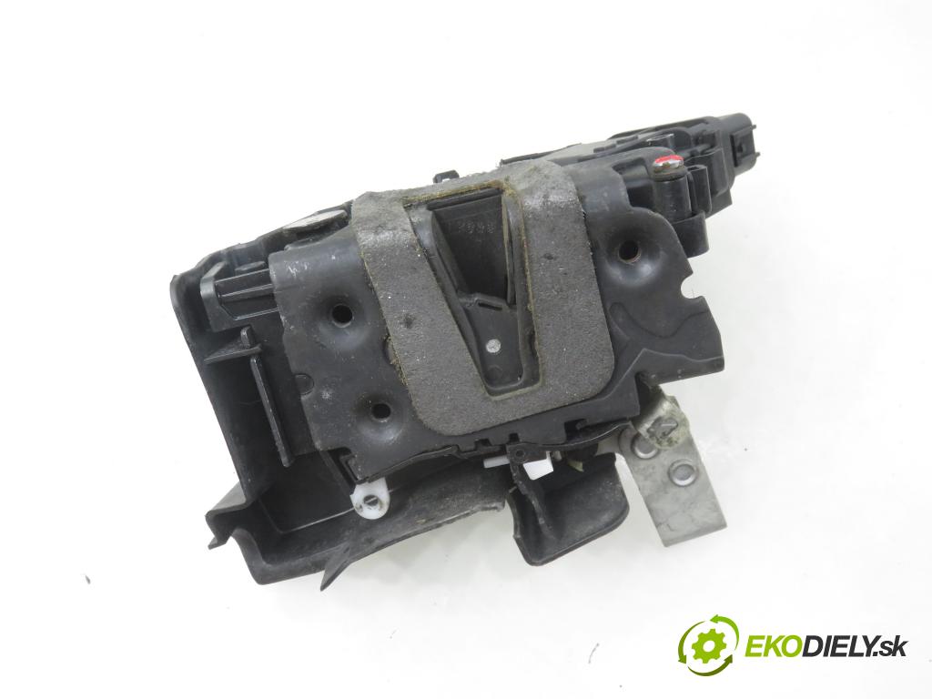 FORD S-MAX (WA6) MINIVAN 2008 92,00 1.8 TDCi - QYWA 1753,00 zámok 6M2AR21813EC