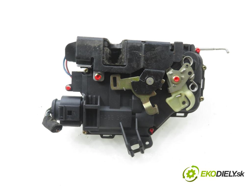 AUDI A2 (8Z0) HB 2002 55,00 1.4 - BBY 1390,00 zámok 8Z1837015D
