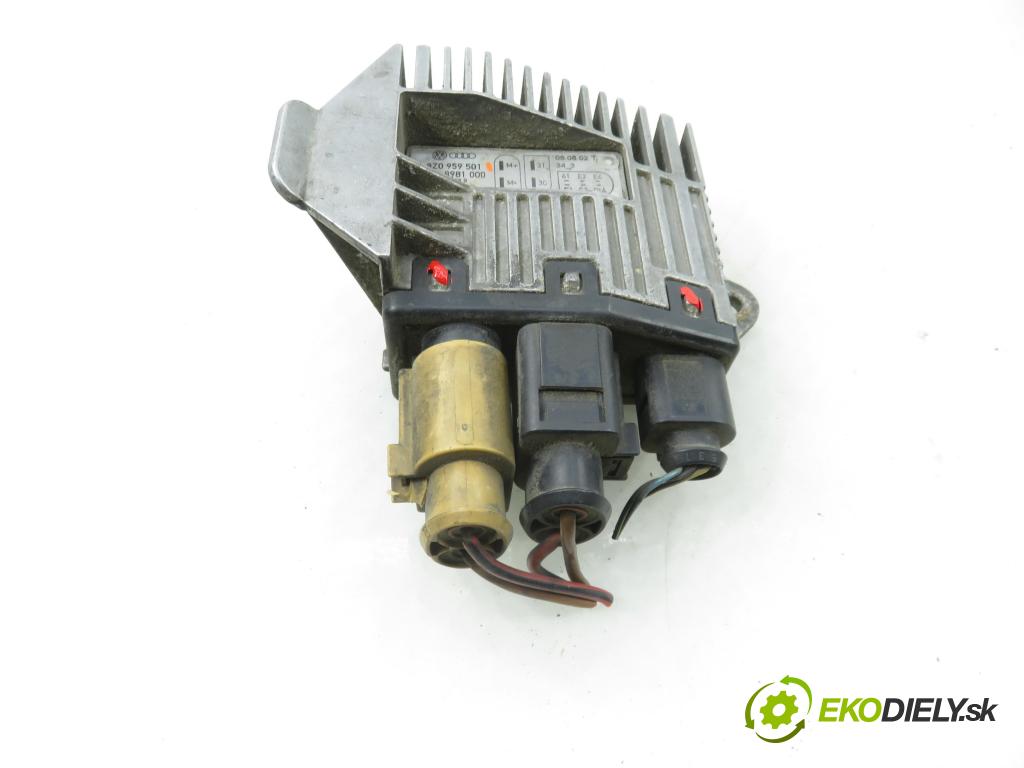 AUDI A2 (8Z0) HB 2002 55,00 1.4 - BBY 1390,00 Riadiaca jednotka 8Z0959501