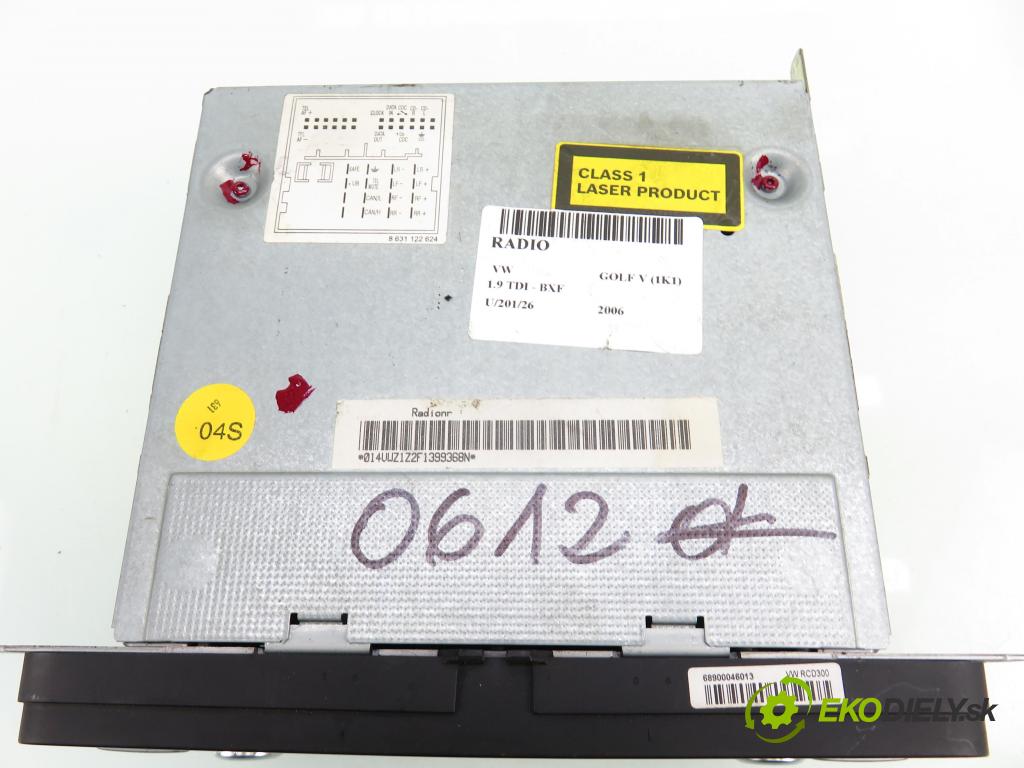 VW GOLF V (1K1) HB 2006 66,00 1.9 TDI - BXF 1896,00 RADIO CD 1K0035186R
