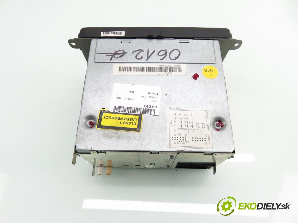 VW GOLF V (1K1) HB 2006 66,00 1.9 TDI - BXF 1896,00 RADIO CD 1K0035186R