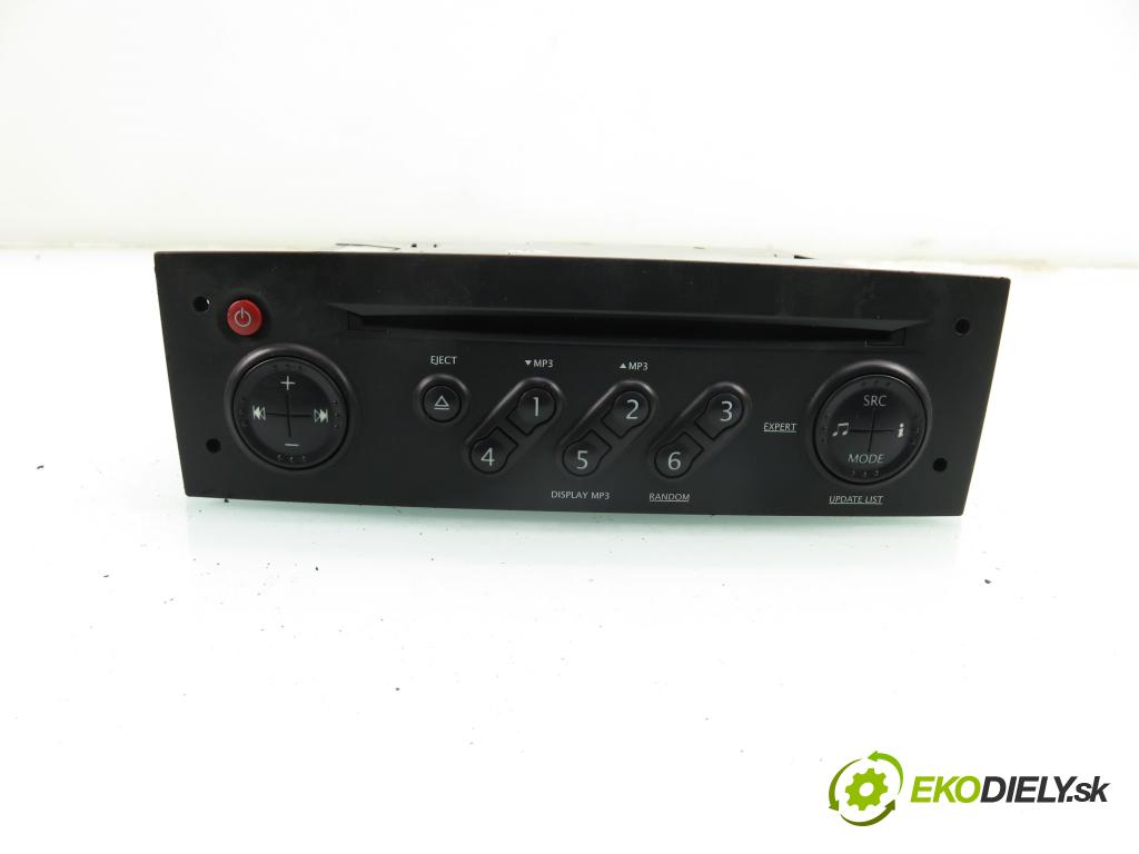 RENAULT MEGANE II (BM0/1_, CM0/1_) HB 2006 63,00 1.5 dCi - K9K 724 1461,00 RADIO CD 8200633637A