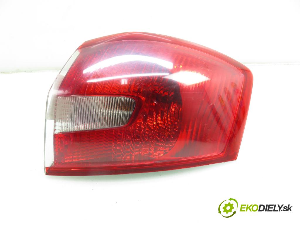 FORD KUGA I SUV 2010 120,00 2.0 TDCi 4x4 - TXDA 1997,00 světlo pravé zadní 