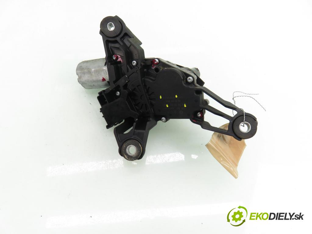 TOYOTA YARIS (_P9_) HB 2006 66,00 1.4 D-4D (NLP90_) - 1ND-TV 1364,00 Motorček stierače zadné 851300D020 ; 0390201825 ; 851300D020D