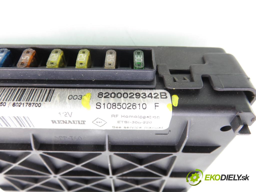 RENAULT SCENIC I (JA0/1_) MINIVAN 2000 72,00 1.9 dTi (JA0N) - F9Q 731 1870,00 MODUL BSI S108502610F ; 8200029342B