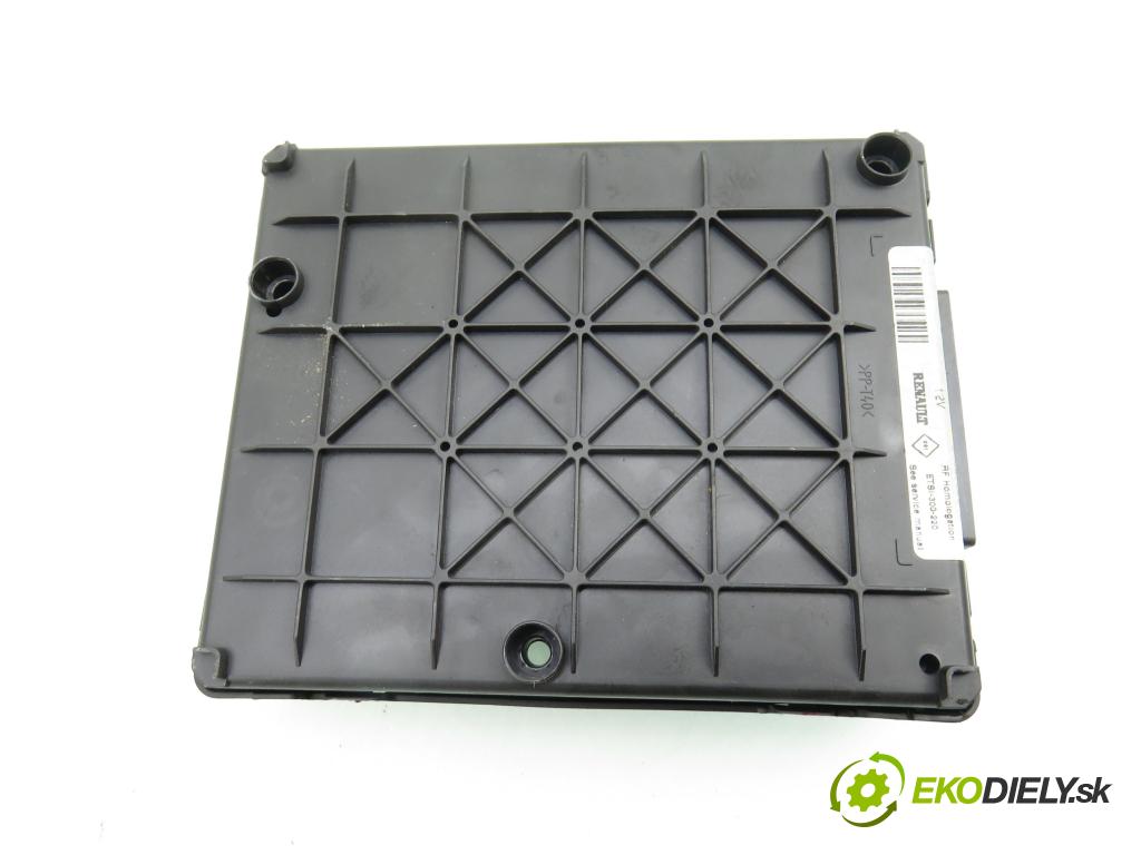 RENAULT SCENIC I (JA0/1_) MINIVAN 2000 72,00 1.9 dTi (JA0N) - F9Q 731 1870,00 MODUL BSI S108502610F ; 8200029342B