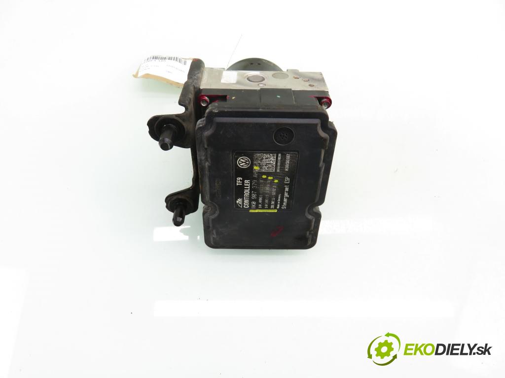SEAT LEON (1P1) HB 2009 92,00 1.4 TSI - CAXC 1390,00 pumpa ABS 1K0907379AH ; 10096103333 ; 1K0614517AS (Pumpa ABS)