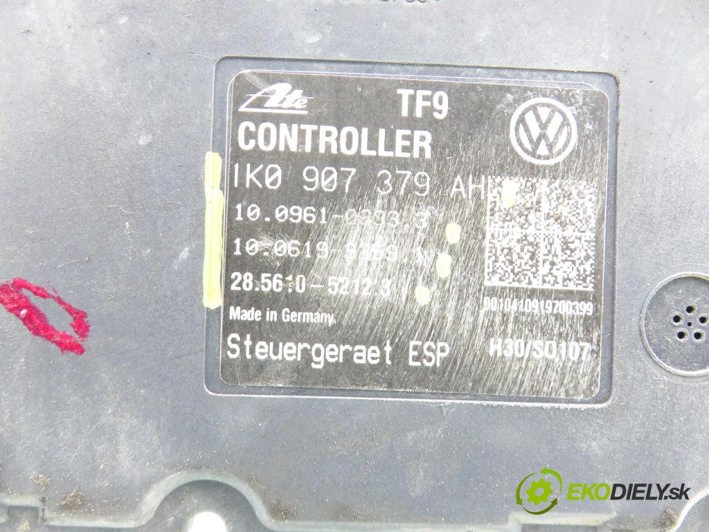 SEAT LEON (1P1) HB 2009 92,00 1.4 TSI - CAXC 1390,00 pumpa ABS 1K0907379AH ; 10096103333 ; 1K0614517AS (Pumpa ABS)