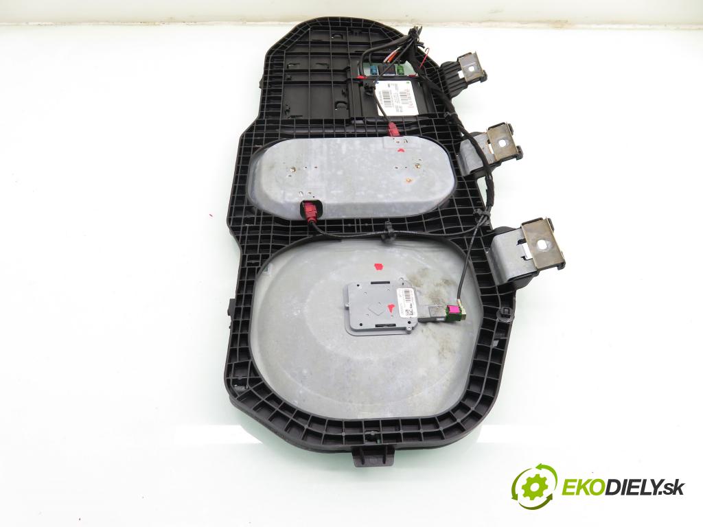 MERCEDES-BENZ KLASA GL (X164) SUV 2008 165,00 GL 320 CDI 4-matic (164.822) - OM 642.940 2987,00 ANTENA A2518201375