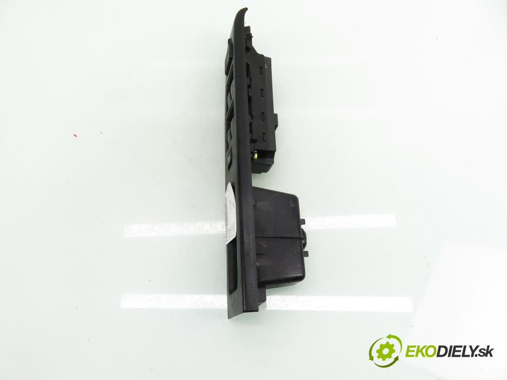 MAZDA 5 (CR19) MINIVAN 2006 85,00 1.8 1798,00 Panel ovládaní oken CC64684L6D ; CC64684L6