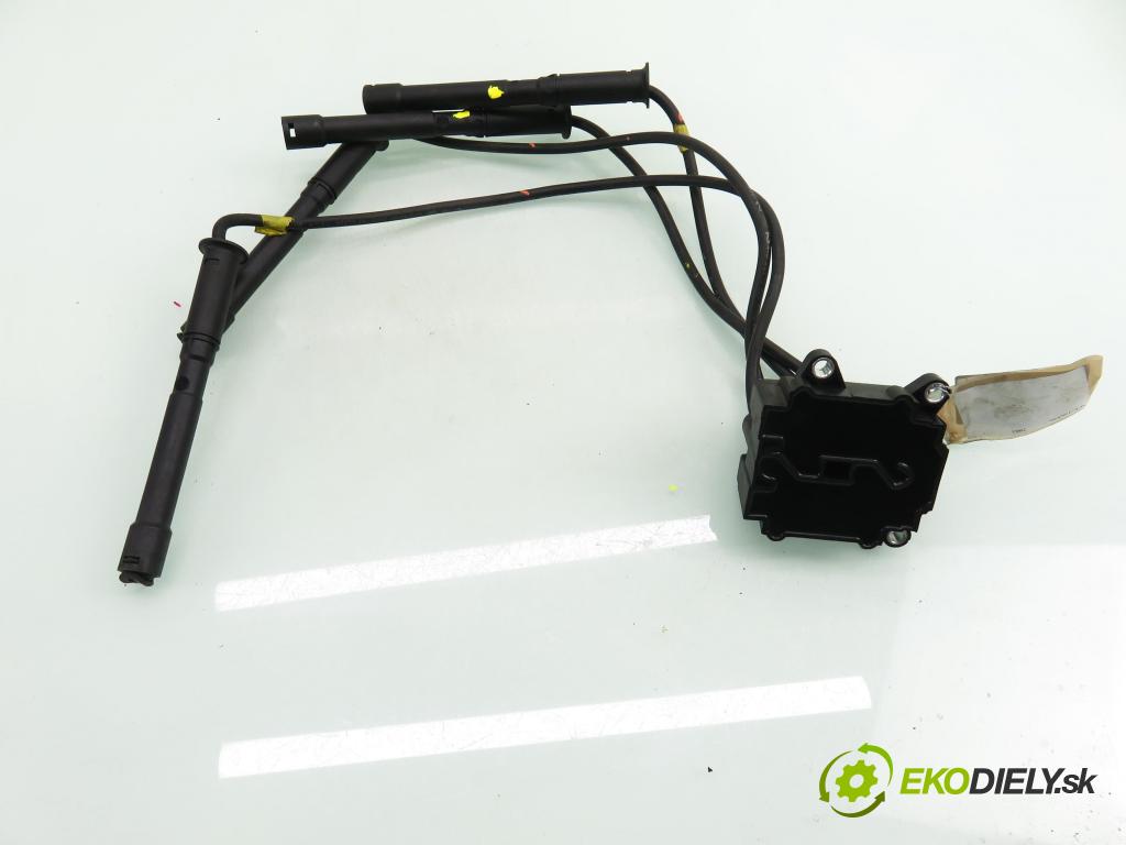 RENAULT CLIO II (BB_, CB_) HB 2003 55,00 1.2 16V (BB05, BB0W, BB11, BB27, BB2T, BB2U, BB2V, 1149,00 cívka zapalovací U6036